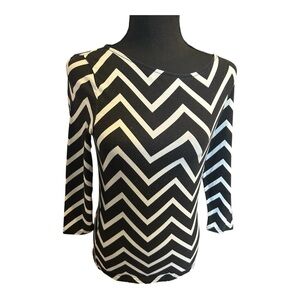 Chaps Women Chevron Black White 3/4 Sleeve Top Size Small